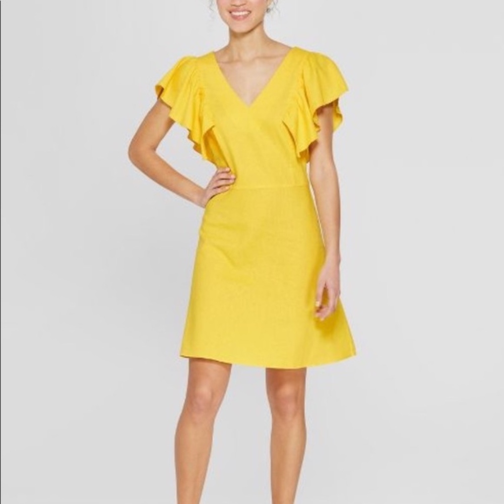 BRIGHT YELLOW LINEN V-NECK DRESS